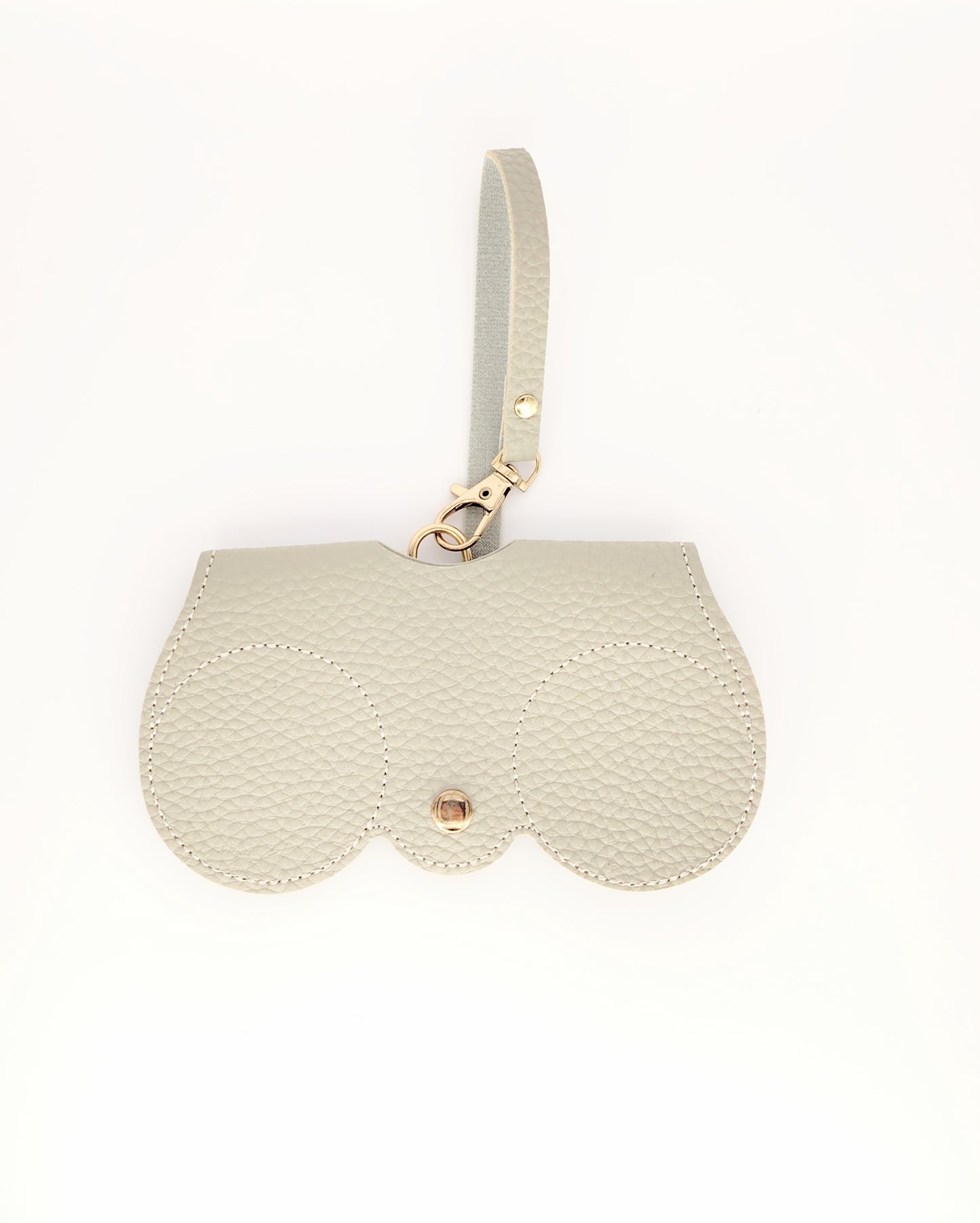 estuche para gafas cover básico en color gris, en piel sintética con asa de quita y pon, especialmente diseñado para llevar colgado del bolso y tener las gafas siempre a mano