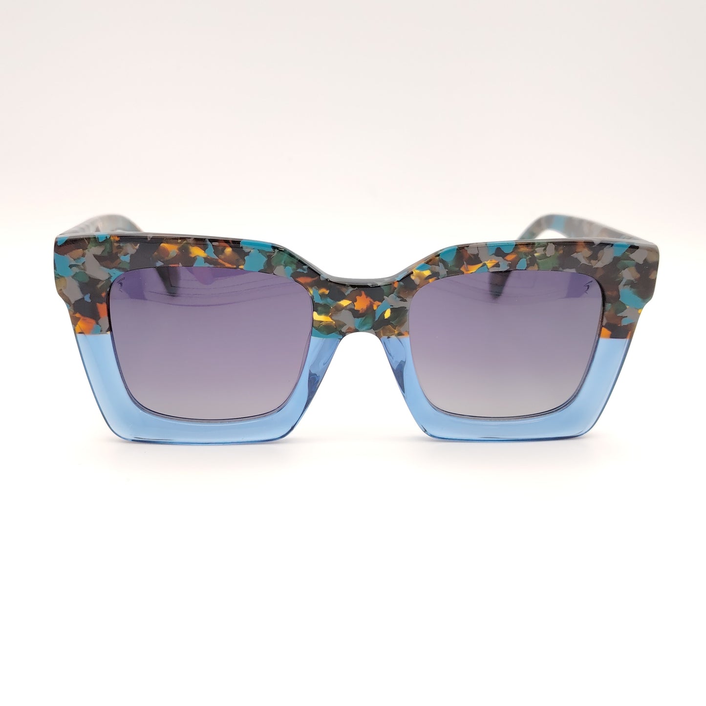 gafas de sol rischio r21428 c113 cuadradas de acetato azul con parte superior multicolor y lentes polarizadas
