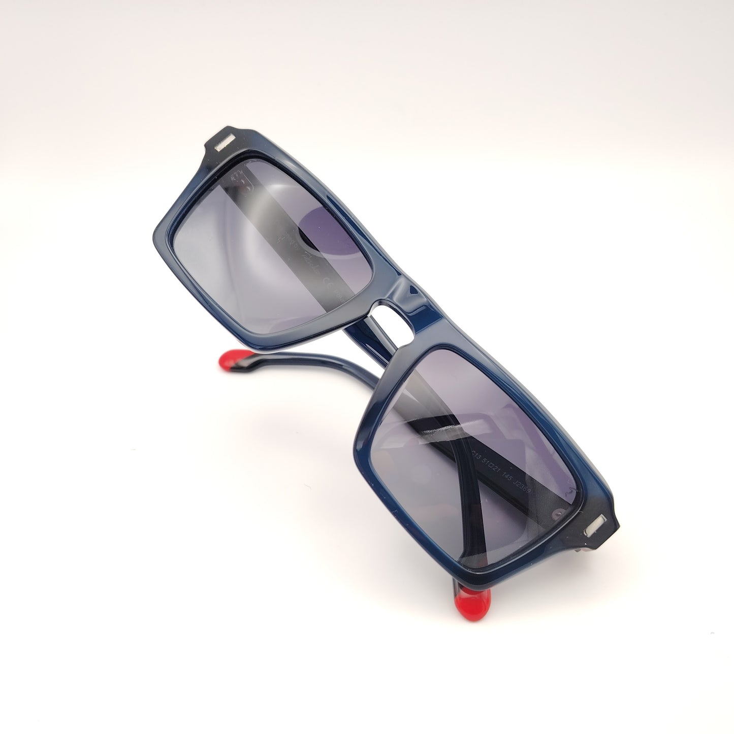 gafas de sol rischio r21430 c13 en acetato cuadradas color azul con lentes polarizadas oscuras