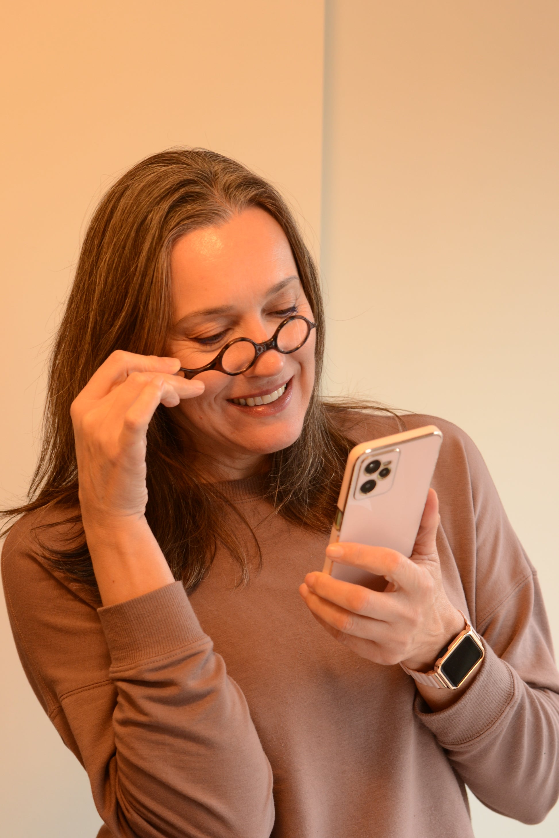 lupa colgante para leer 