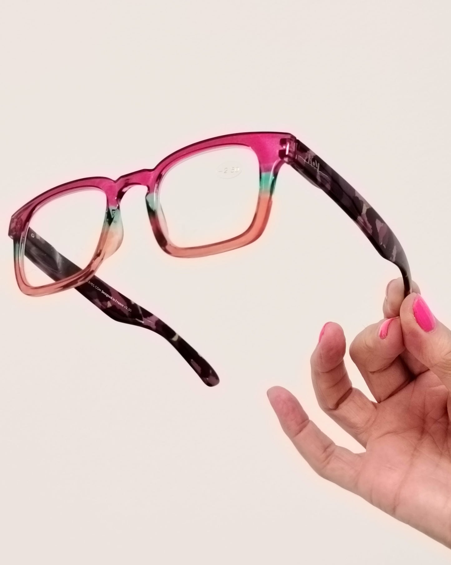 gafas premontadas para presbicia modelo k_eyes_k35-pink con montura cuadrada en pasta, degradado rosa, naranja y verde, y varillas en estampado carey