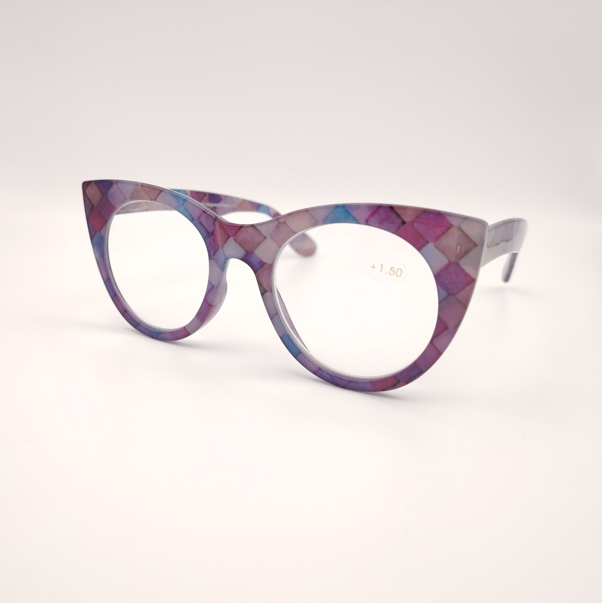 gafas premontadas para presbicia modelo k_eyes_k38-safi con montura cat-eye en acetato estampado geométrico en tonos morado, azul y rosa, diseño sofisticado y original